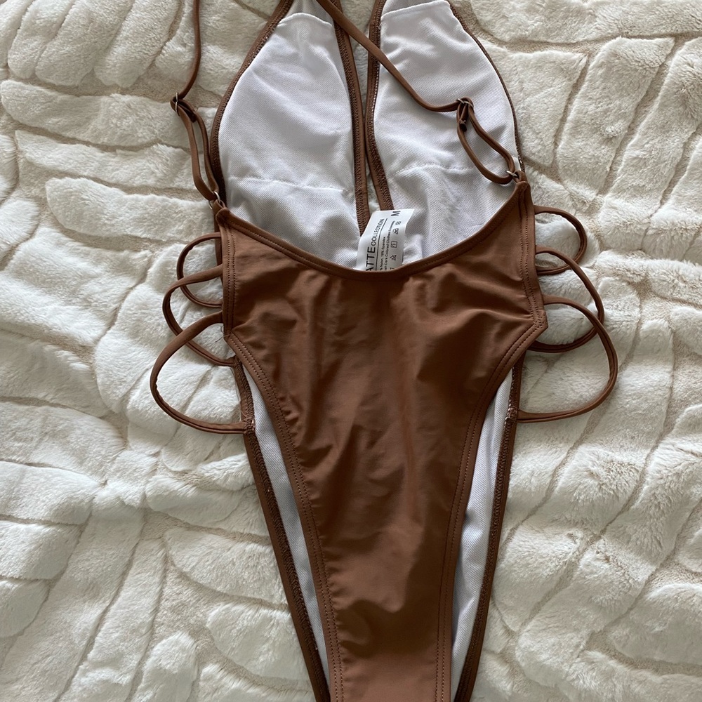 Matte Collection Swim - Picture 4 of 4